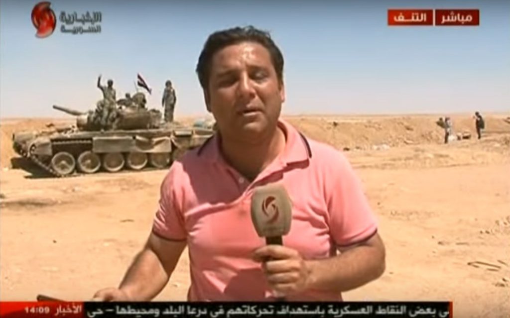 Video: Syrian Troops Deployed At Border With Iraq. First Supply Trucks Pass Border