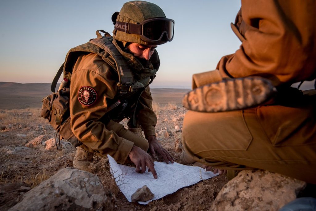 Photos: Reconnaissance Unit Of 5th Assault Corps' ISIS Hunters Operate In Homs Province