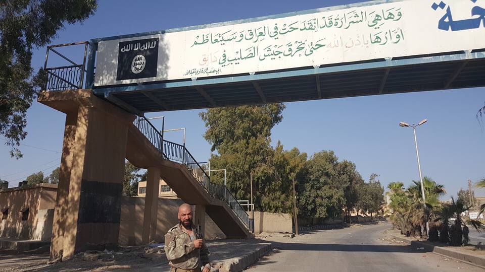 Photos: Government Troops In Recently Liberated Sabkah Area In Southern Raqqah Countryside