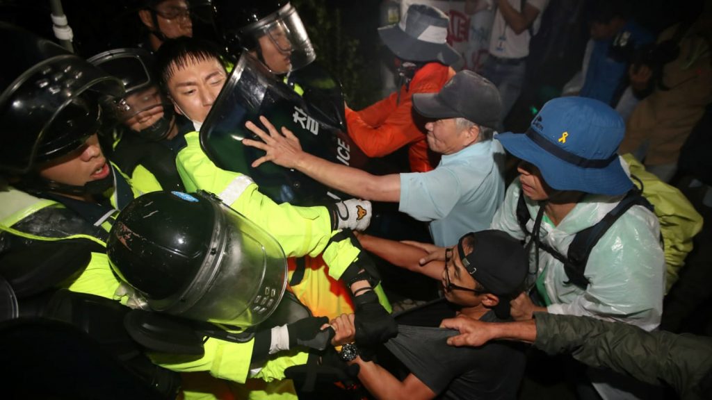 Violent Protests Erupt In S. Korea As Country Deploys Additional THAAD Launchers