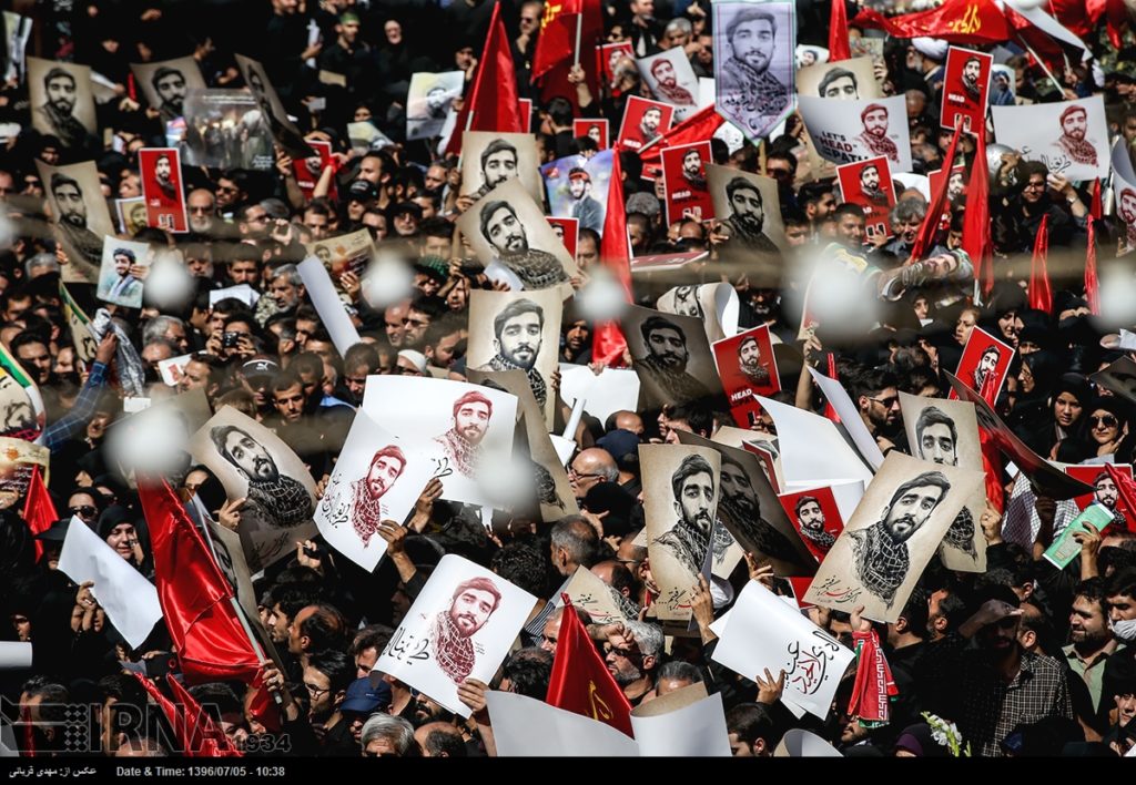 Thousands Gather To Pay Tribute To Iranian Soldier Captured And Beheaded By ISIS At Syrian-Iraqi Border (Photos)