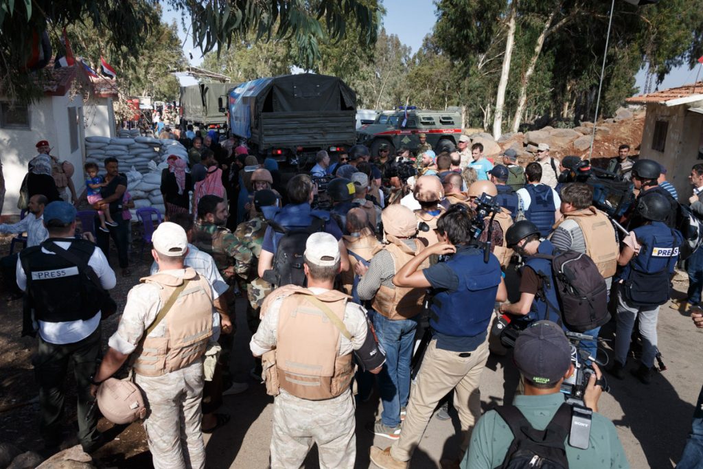 Russian Service Members Provide Humanitarian Aid In Syria's Dar al-Kabirah (Photo Report)