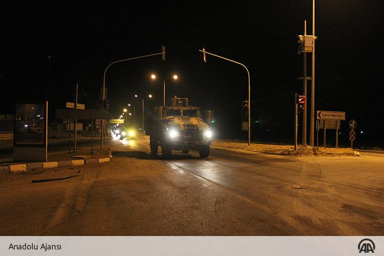 Turkey Deploys Large Force, Including 80 Armoured Vehicles, On Border With Syria's Idlib Governorate (Videos, Photos)