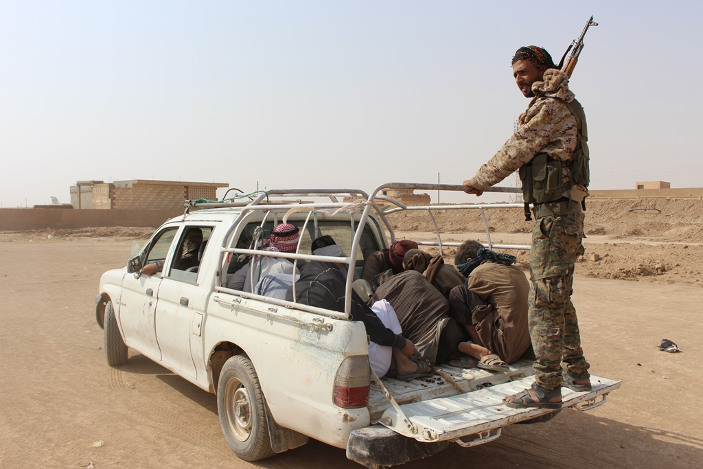 ISIS Ambushes SDF Convoy North Of Deir Ezzor. US-backed Forces Reach al-Suwar Town (Photos)