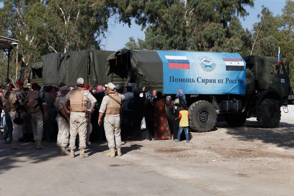 Russian Service Members Provide Humanitarian Aid In Syria's Dar al-Kabirah (Photo Report)