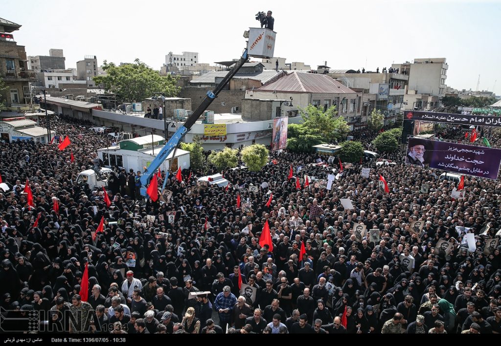 Thousands Gather To Pay Tribute To Iranian Soldier Captured And Beheaded By ISIS At Syrian-Iraqi Border (Photos)