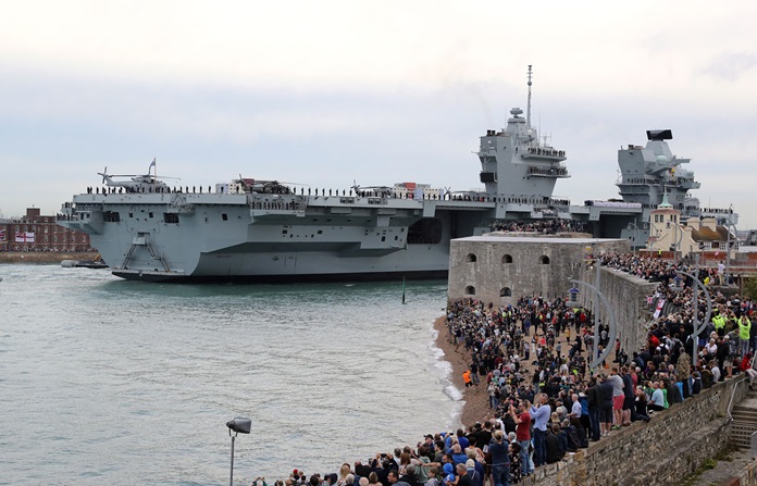 British Supercarrier HMS Queen Elizabeth Officially Joined Royal Navy (Photos)