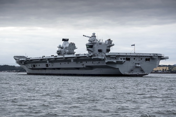 British Supercarrier HMS Queen Elizabeth Officially Joined Royal Navy (Photos)