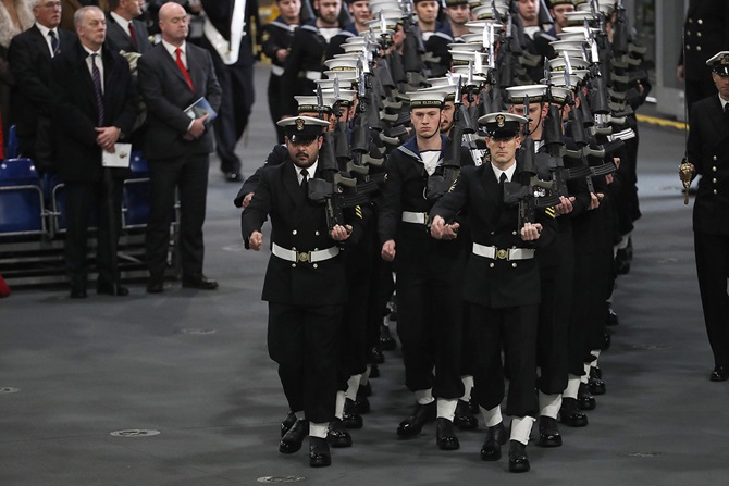 British Supercarrier HMS Queen Elizabeth Officially Joined Royal Navy (Photos)