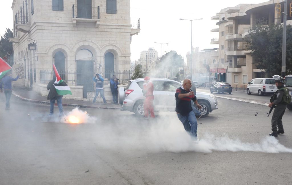 In Photos: Israeli Forces Clash With Palestinian Santa Clauses On Christmas Eve