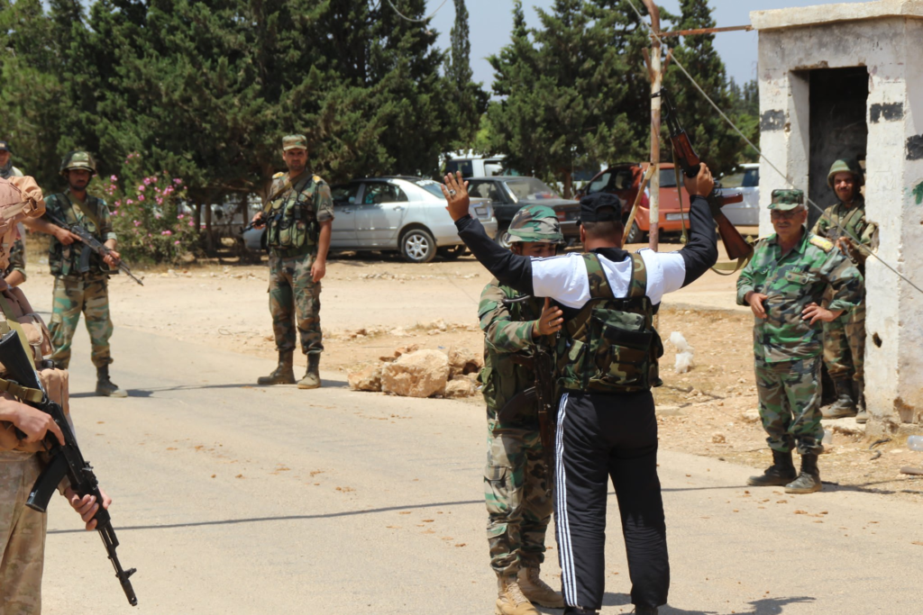 Over 100 Members Of Ahrar al-Sham Surrender To Syrian Army In Homs