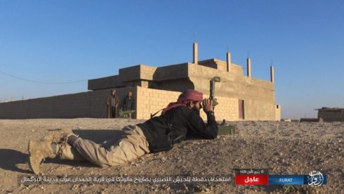 ISIS Attacks Syrian Army West Of al-Bukamal In Deir Ezzor Province (Photos)