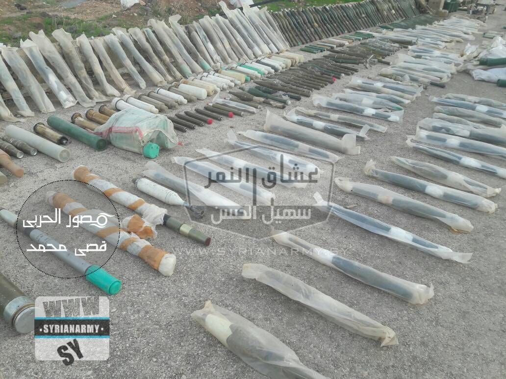 Syrian Army Showcases Large Number Of Weapons Captured From ISIS (Photos)