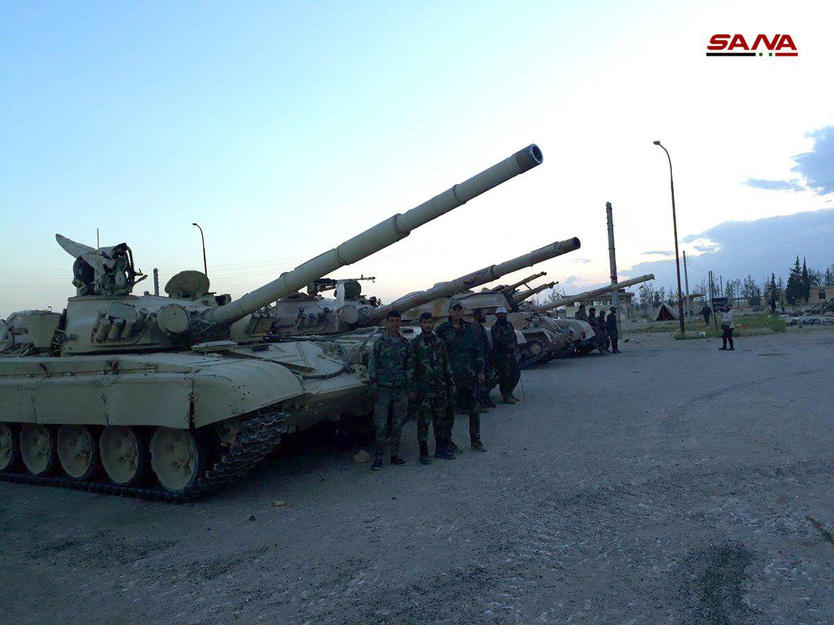 Qalamun Militants Hand Over Dozens Of ATGMs, Other Weapons To Syrian Army (Photos, Video)