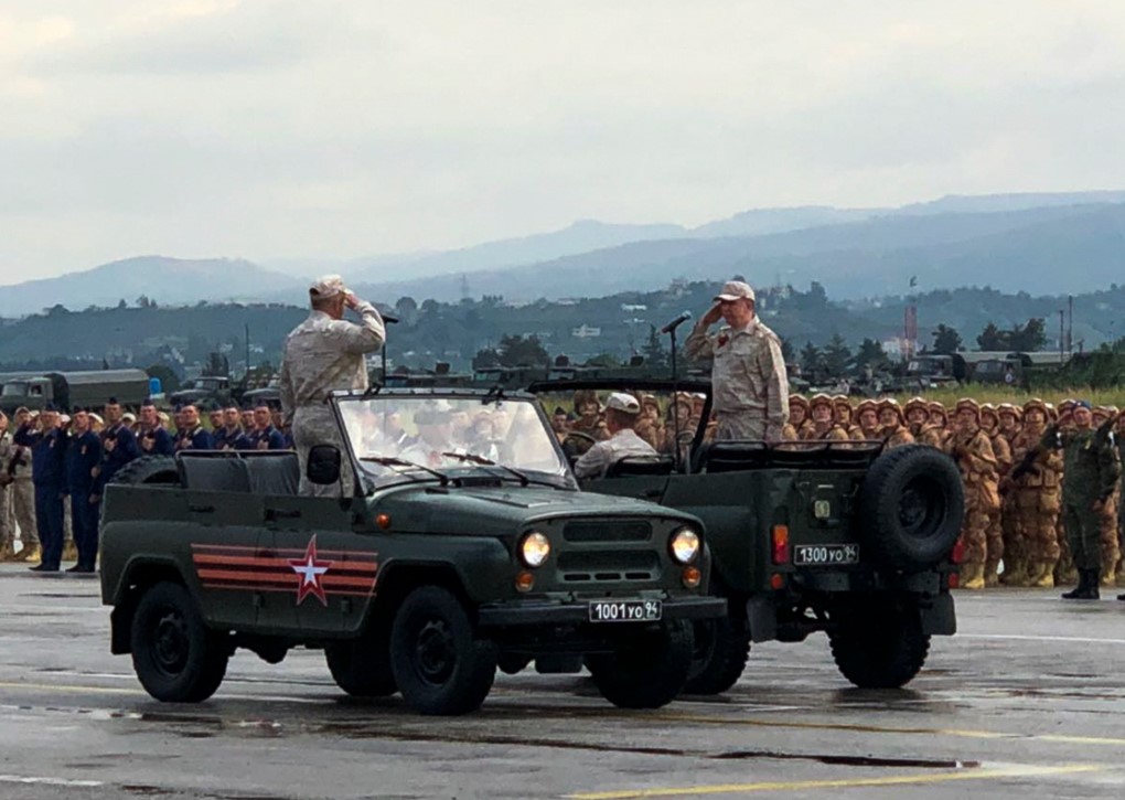 Photos, Video: Vicotry Day Military Parade At Russian Khmeimim Air Base In Syria