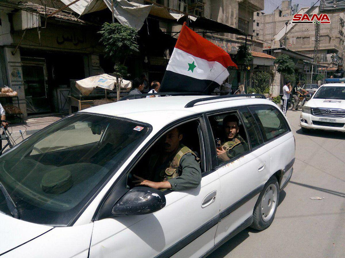 Syrian Police Enter Four Key Districts In Southern Damascus And Showcase Militants' Weapons (Photos, Video)