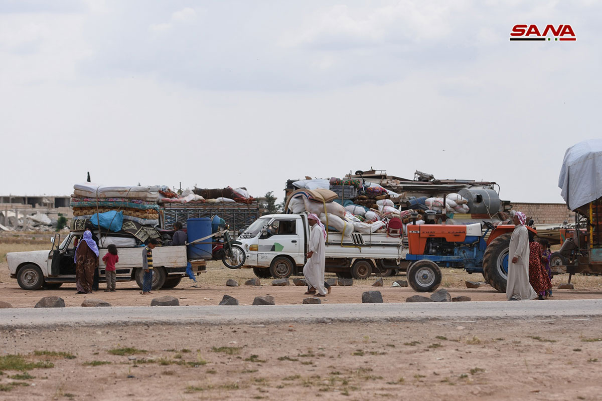 Hundreds Of Civilians Return To Their Villages Around Syria's Abu Duhur Airbase (Photos)