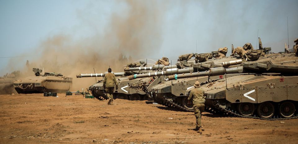 Israeli Artillery Targets Two Military Positions In Gaza Following New Rocket Attack