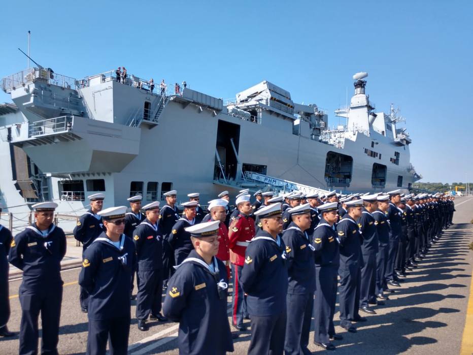 Brazilian Navy Received Multi-Purpose Helicopter Carrier From U.K.