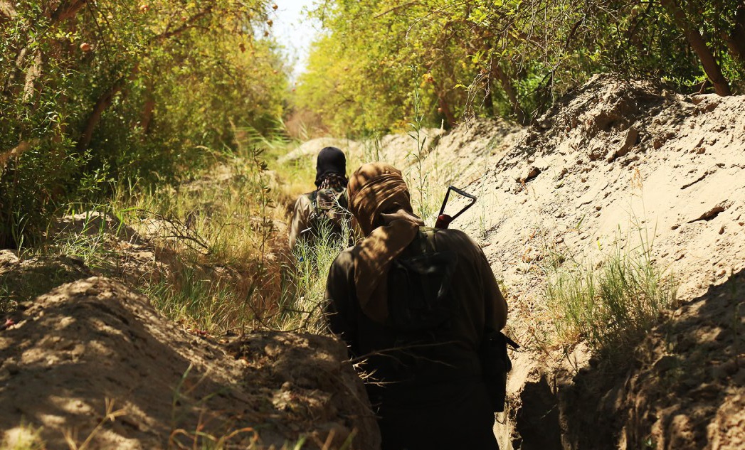 ISIS Fighters Cross Euphrates, Launch New Attack Against Syrian Army In Southern Deir Ezzor