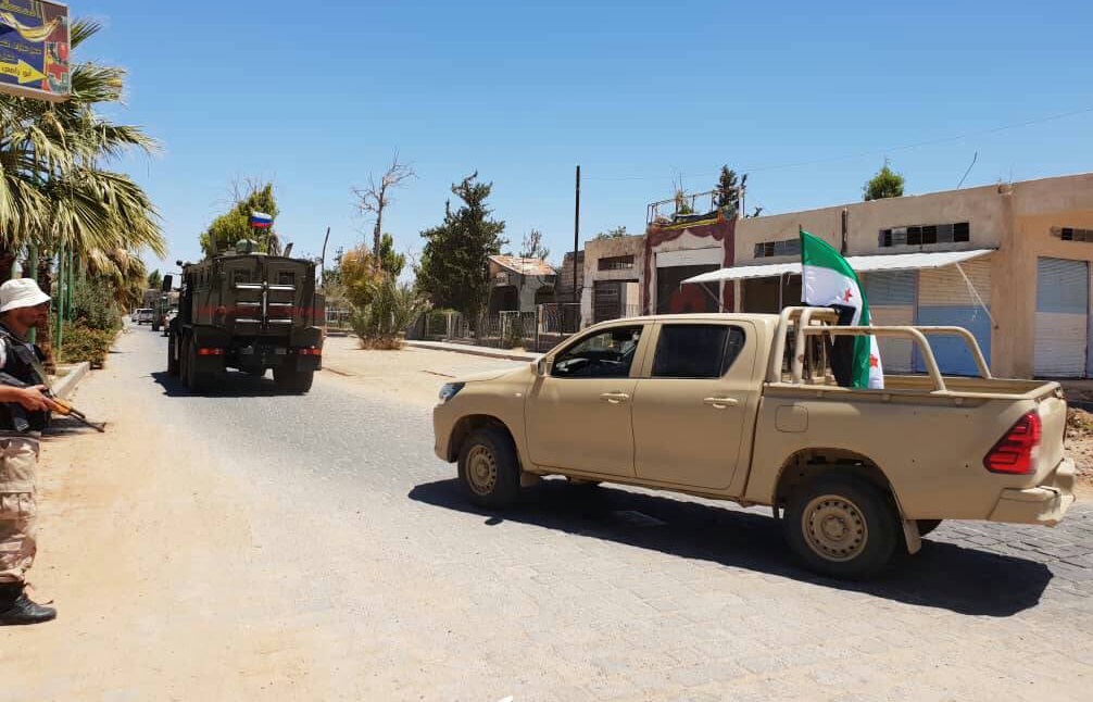 Bosra Al-Sham Fighters Begin Handing Over Their Weapons To Syrian Military