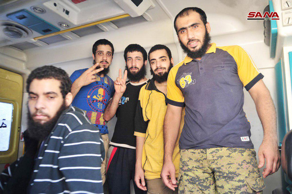 First Batch Of Militants Withdrew From Daraa City To Northern Syria (Photos)