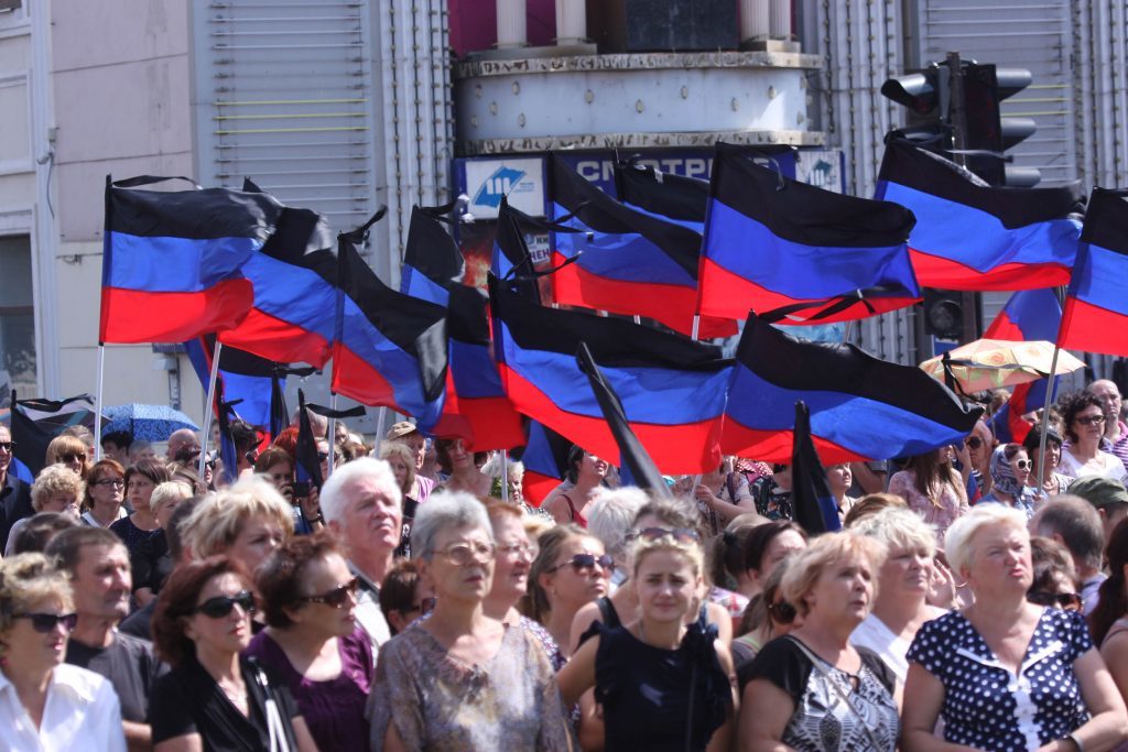 120,000 People Gathered To Bid Farewell To Murdered DPR Head In Donetsk (Photos, Video)