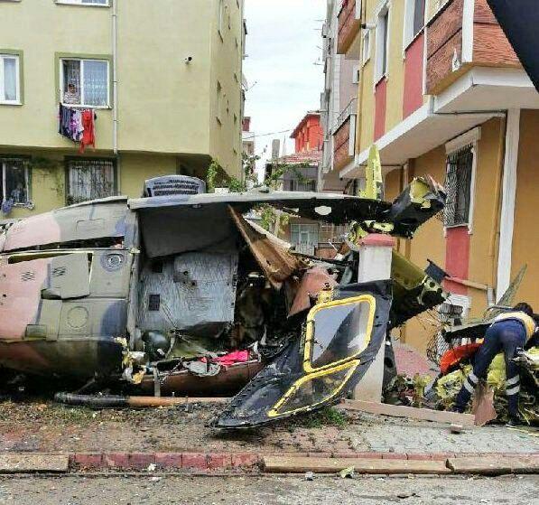 Military Helicopter Crashed In Turkey's Istanbul. 4 Servicemen Died (Photos)