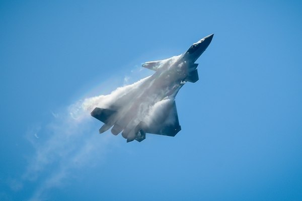 China Showcases Progress On Stealth Fighter Jet At Zhuhai Air Show