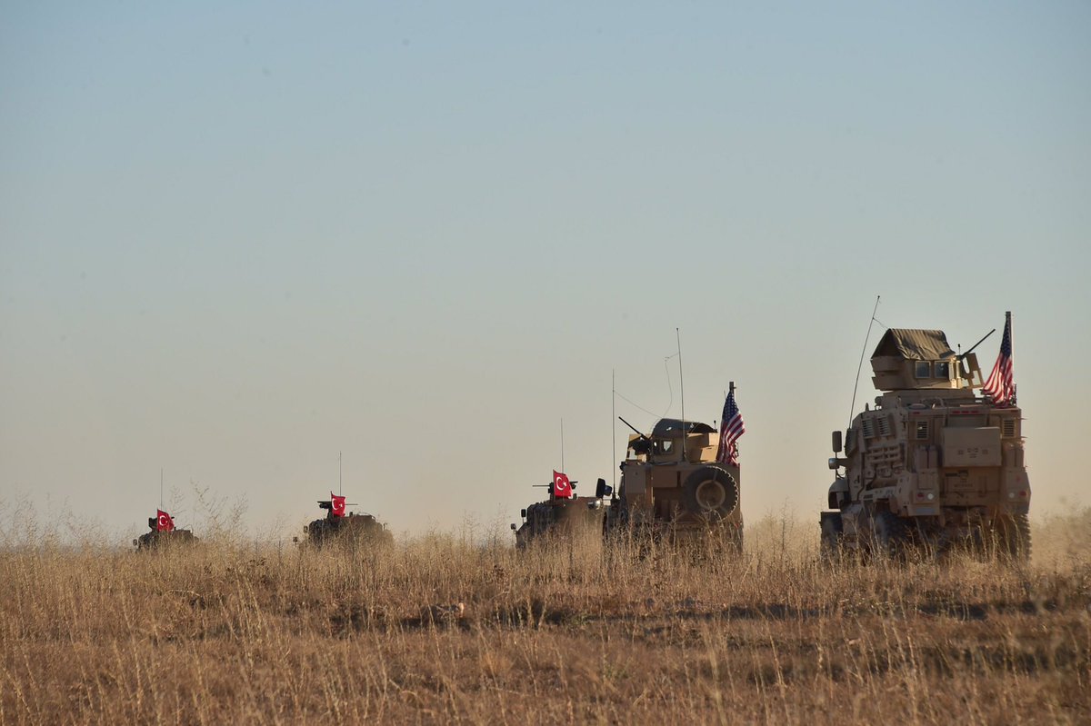 Turkish And U.S. Troops Begin Conducting Joint Patrols North Of Manbij (Photos)