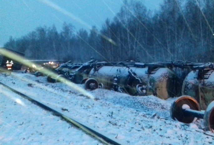 In Photos: Train With Military Equipment Derails West Of Russia's Omsk