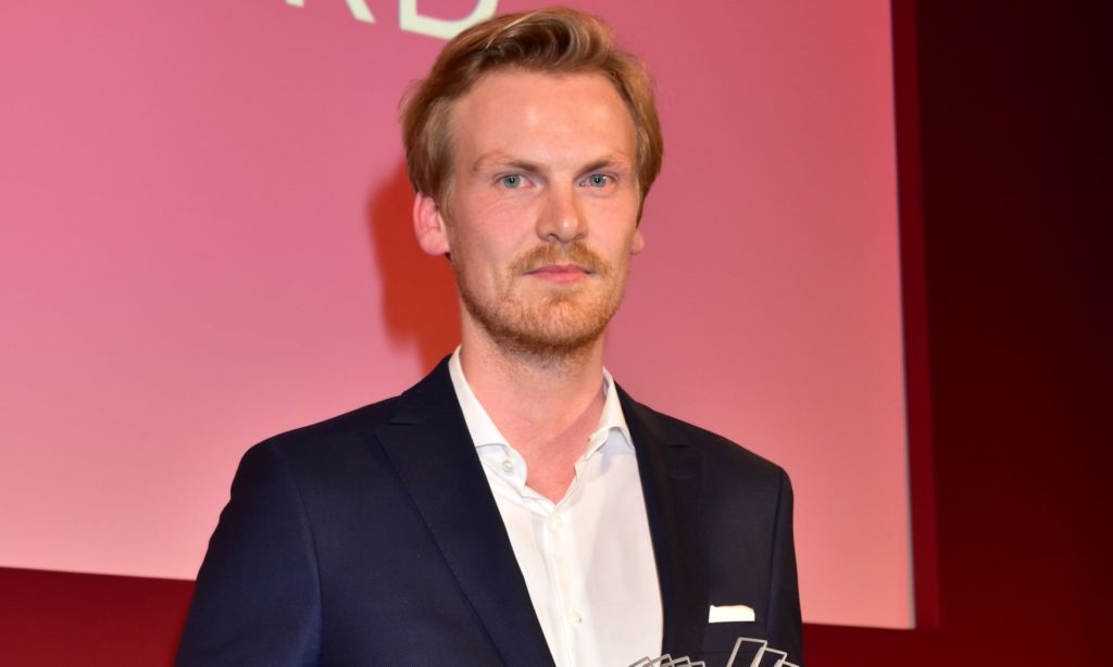 Der Spiegel Journalist Won Awards For Fake Stories About Syria, Iraq & Other Topics