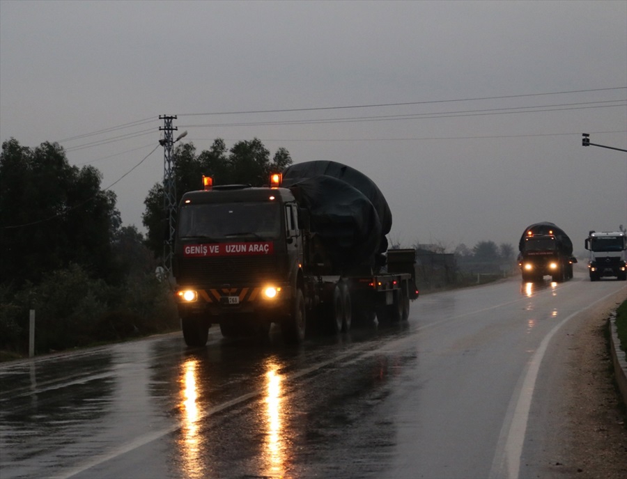 Turkey Deploys Modernized Tanks Along Border With Syria (Photos)