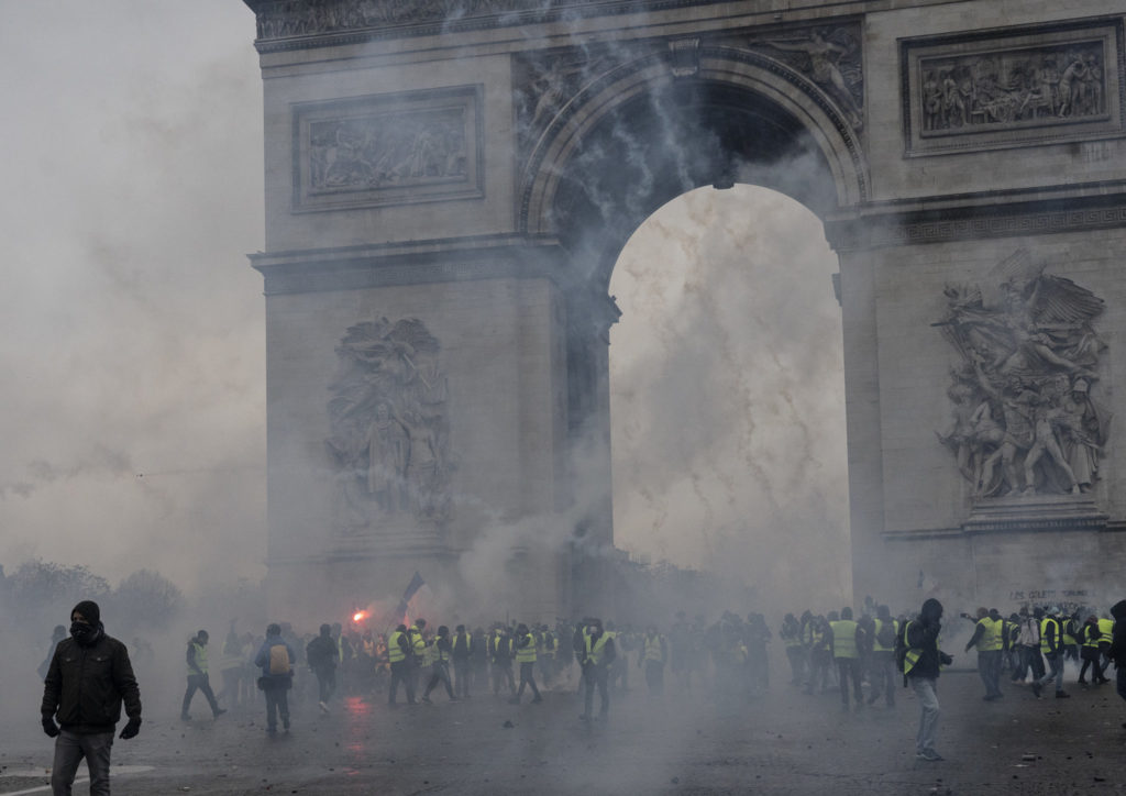 Double-Standard Approach As Is: French Govt Deploys Armoured Vehicles, Thousands Of Security Personnel To Crack Down On Protests In Paris