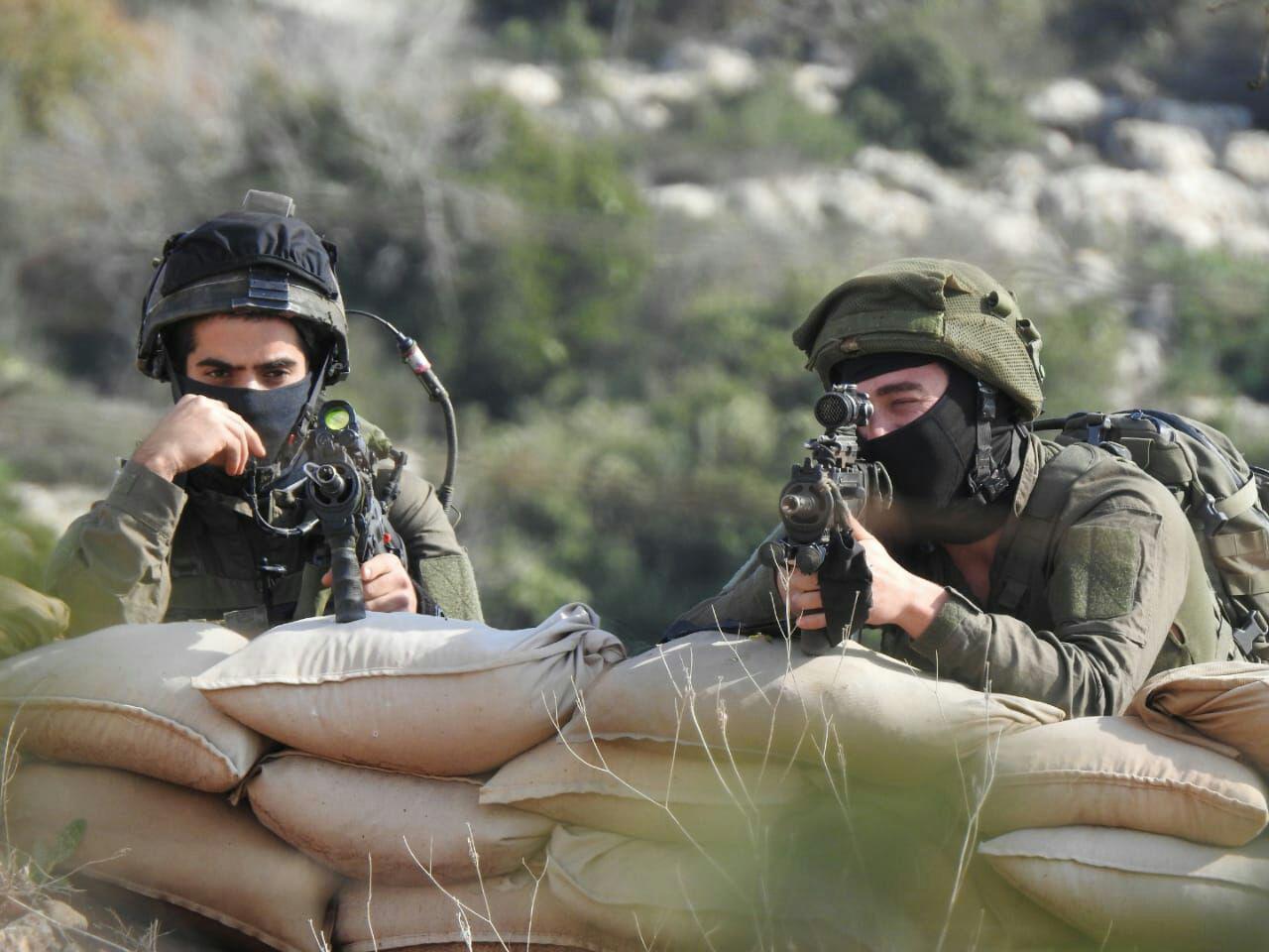 Hezbollah Releases Photos Of Israeli Soldiers Scanning Broder With Lebanon For Tunnels