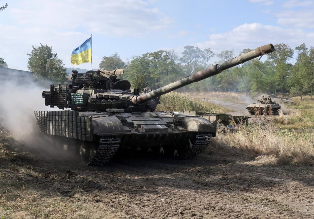 Ukraine Reinforces Its Battle Tank Force Near Contact Line In Region Of Donbass