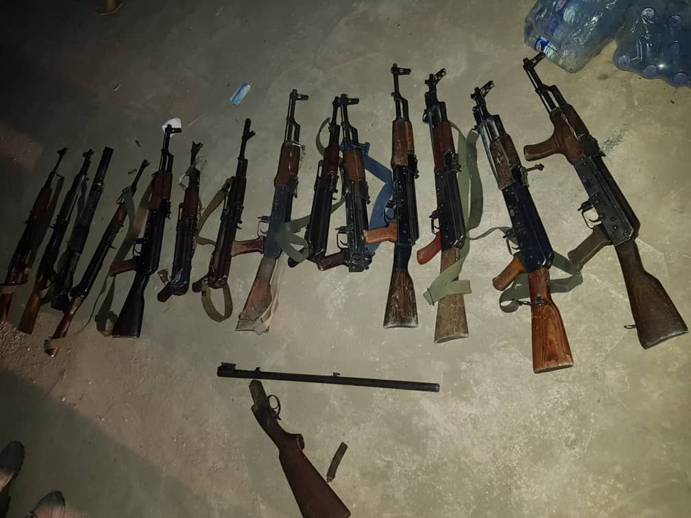 SDF Captured Loads Of Weapons Abandoned By ISIS (Photos)