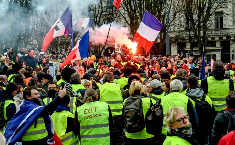 Yellow Vest Protests Take Place for 13th Week in a Row