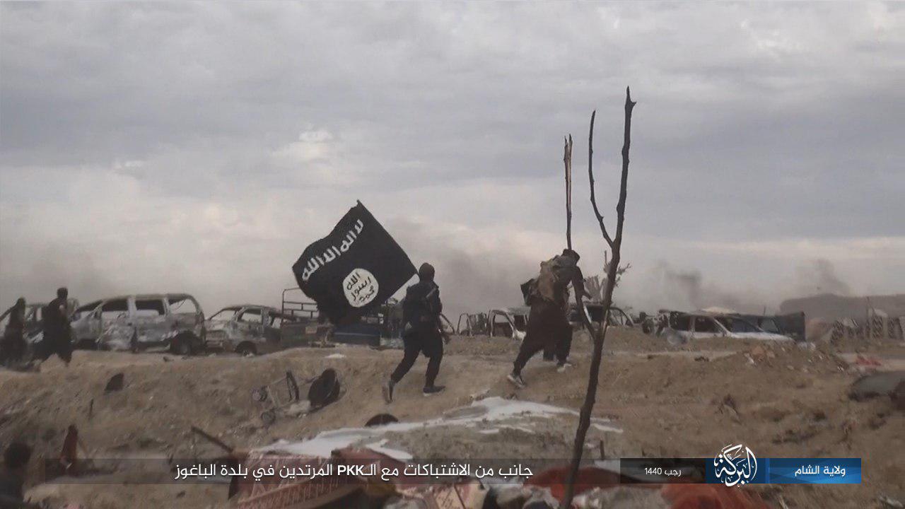 ISIS Releases First Photos Of Clashes Inside Its Last Stronghold In Euphrates Valley