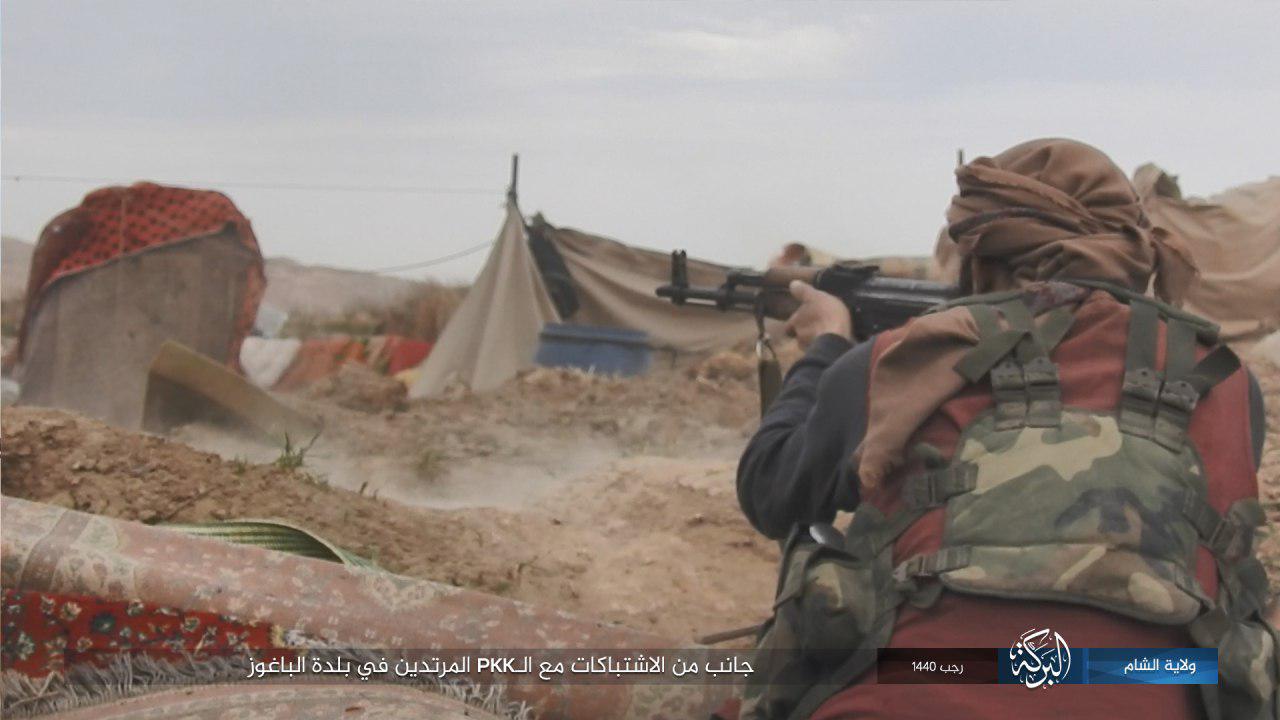 ISIS Releases First Photos Of Clashes Inside Its Last Stronghold In Euphrates Valley