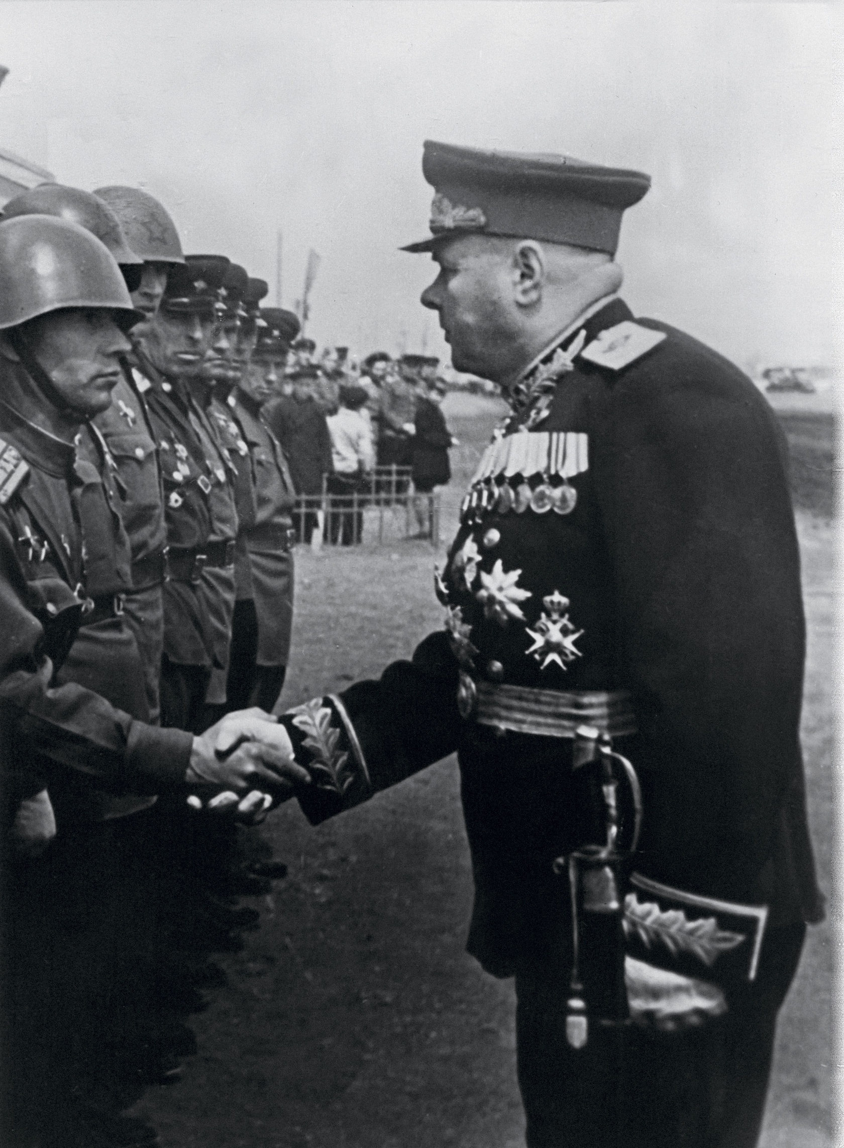 Russian Ministry of Defense Releases Historical Records Of WW2 Victory Commanders