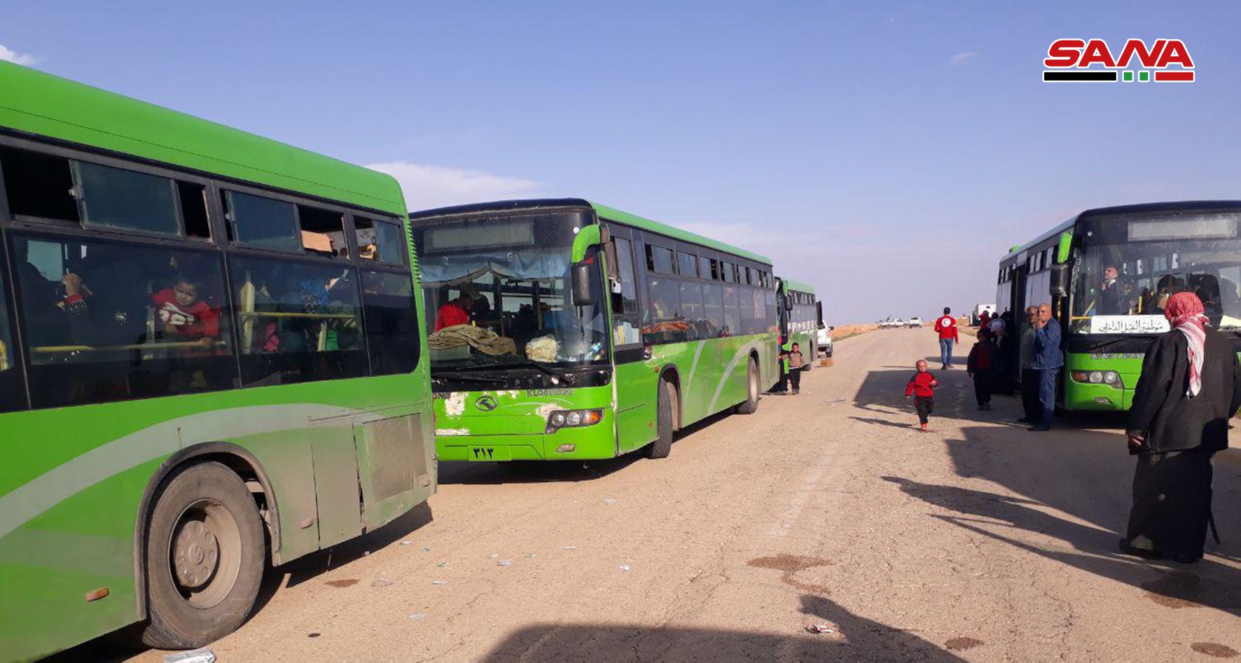 Hundreds Of Civilians Evacuated From Al-Rukban Camp Near Al-Tanaf – Photos