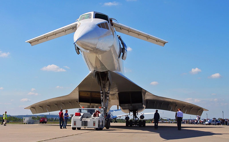 Military Hypersonic Hydrogen-Powered Fighters of the Sixth Generation