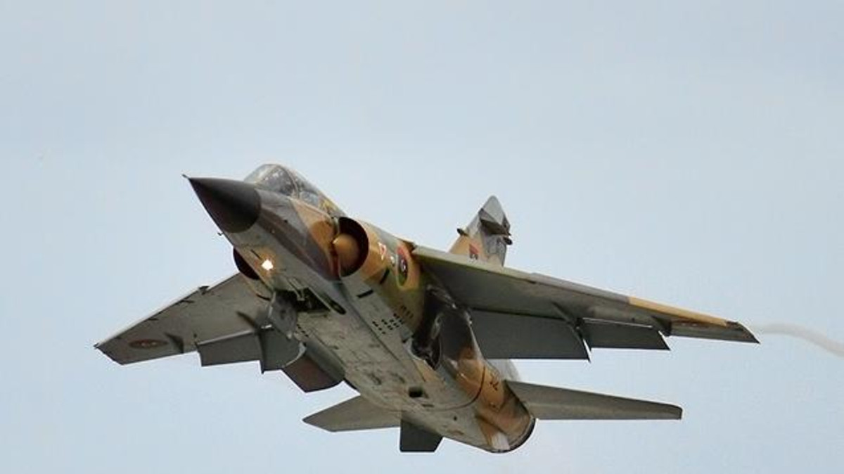 LNA Warplanes Target GNA Forces Near Sirte