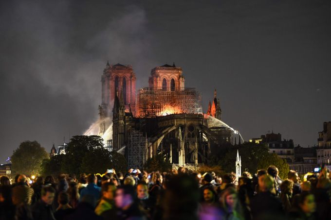 Fire At Notre Dame Cathedral Contained, Spire Collapsed But Stone Structure Appears Stable