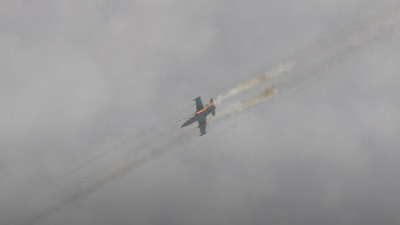 Syrian Warplanes Destroyed Militant Convoy Northeast Of Kafr Nabudah