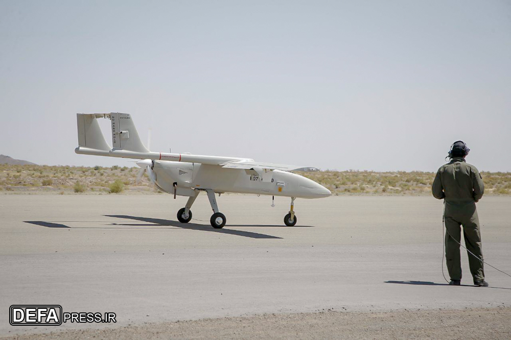 Iranian Army Receives Three New Combat Drones (Photos)