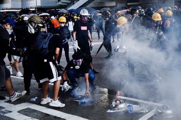 Protests In Hong Kong Continue From Morning, With Violence Escalating