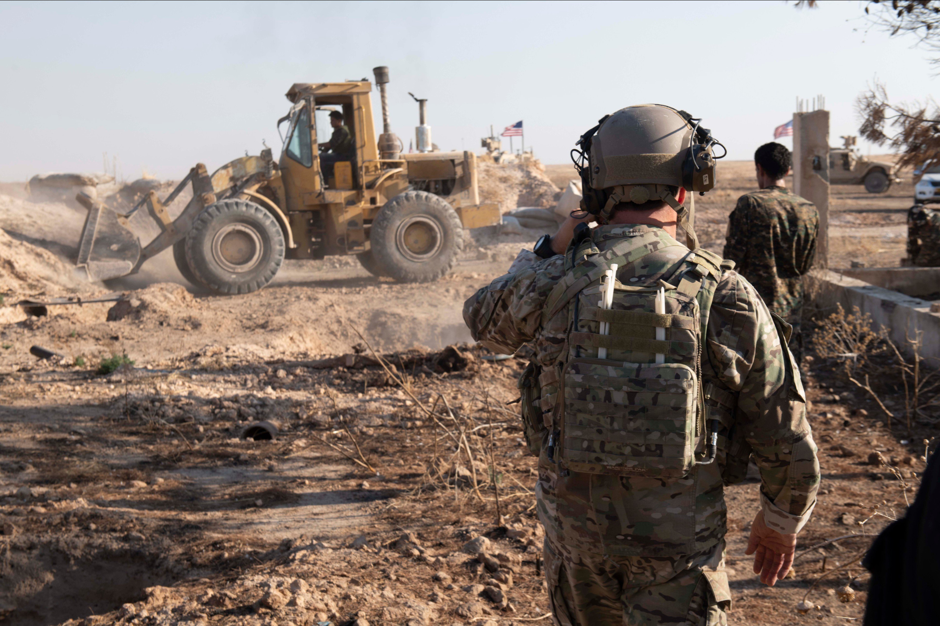 SDF Destroys Its Own Fortifications Along Border With Turkey Under U.S. Supervision (Photos)