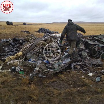 Two Russian Armoured Vehicles Destroyed Due To Mitakes During Airdrop Drill (Video, Photos)